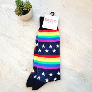 💕 NWT Davco Men's Socks Rainbows & Stars Print